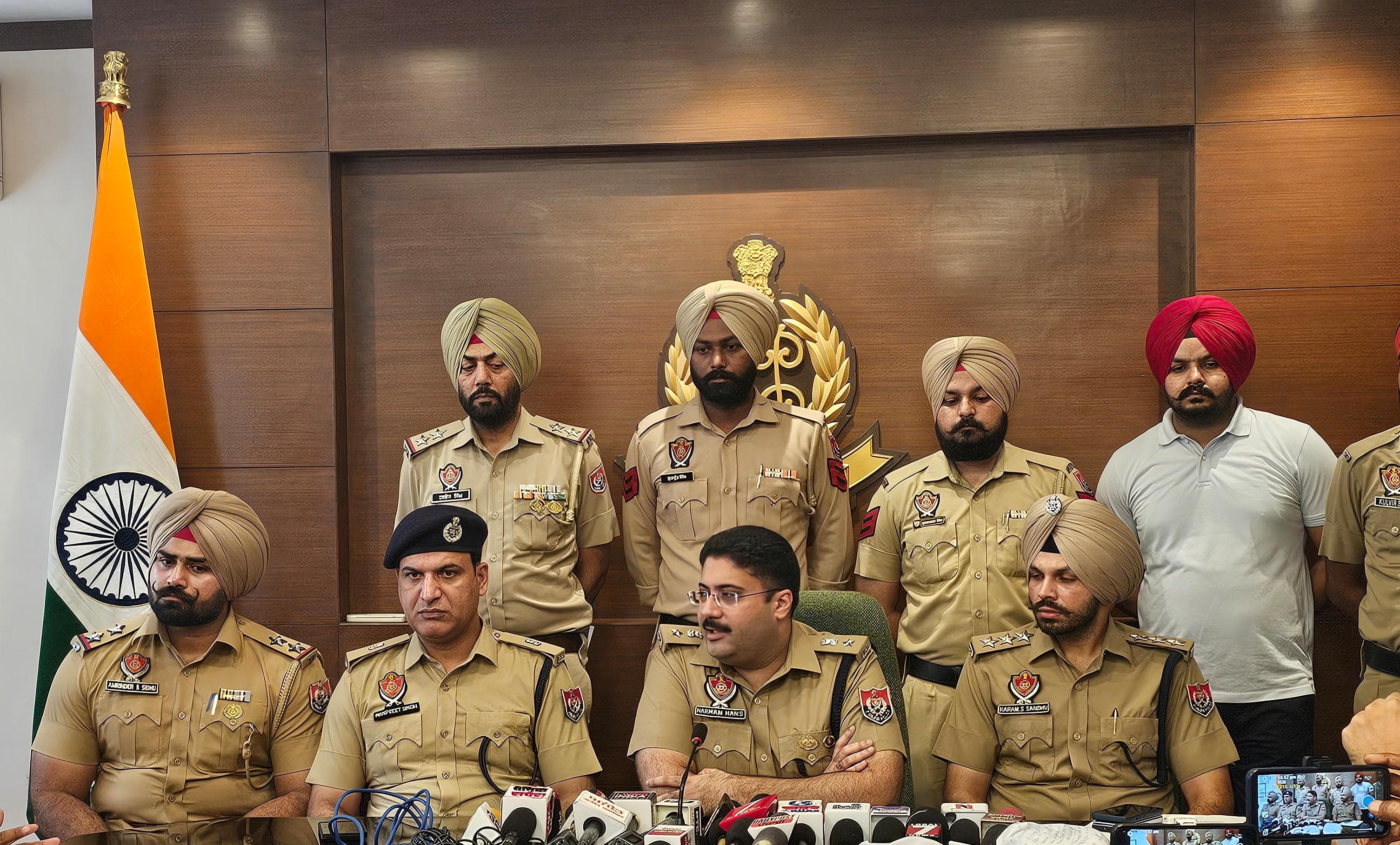 War against drugs; Foreign youth arrested with 540 grams of cocaine and Rs. 10 thousand drug money